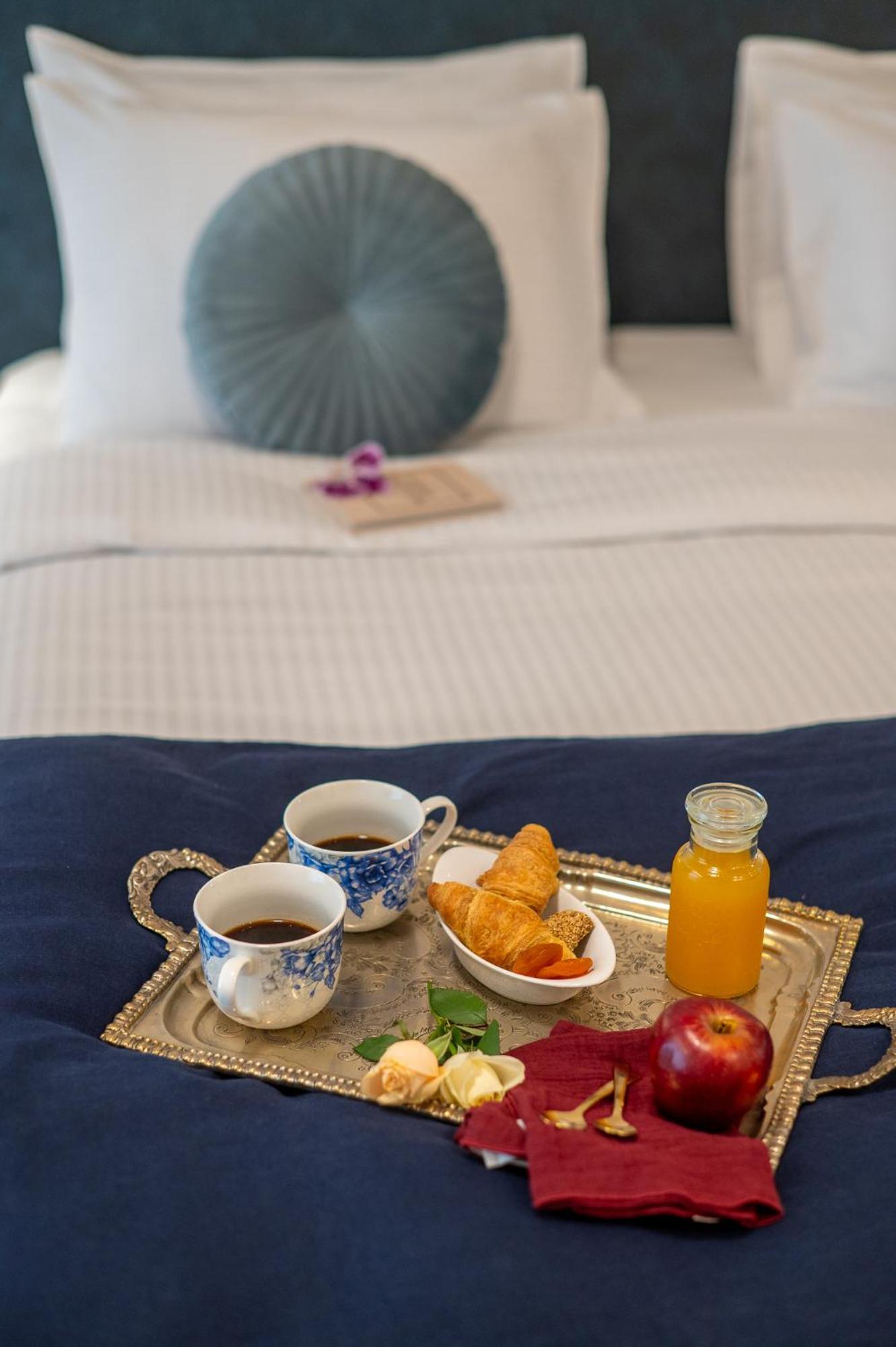 Ira - Ηρα Hotel 4*